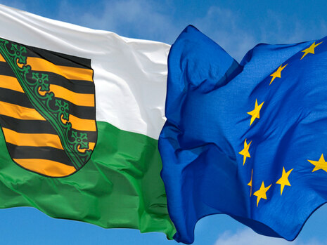 Flaggen von Sachsen und von Europa